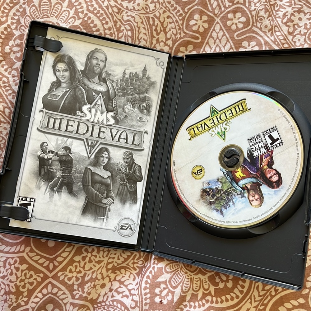 The Sims Midieval PC Game - Picture 3 of 4
